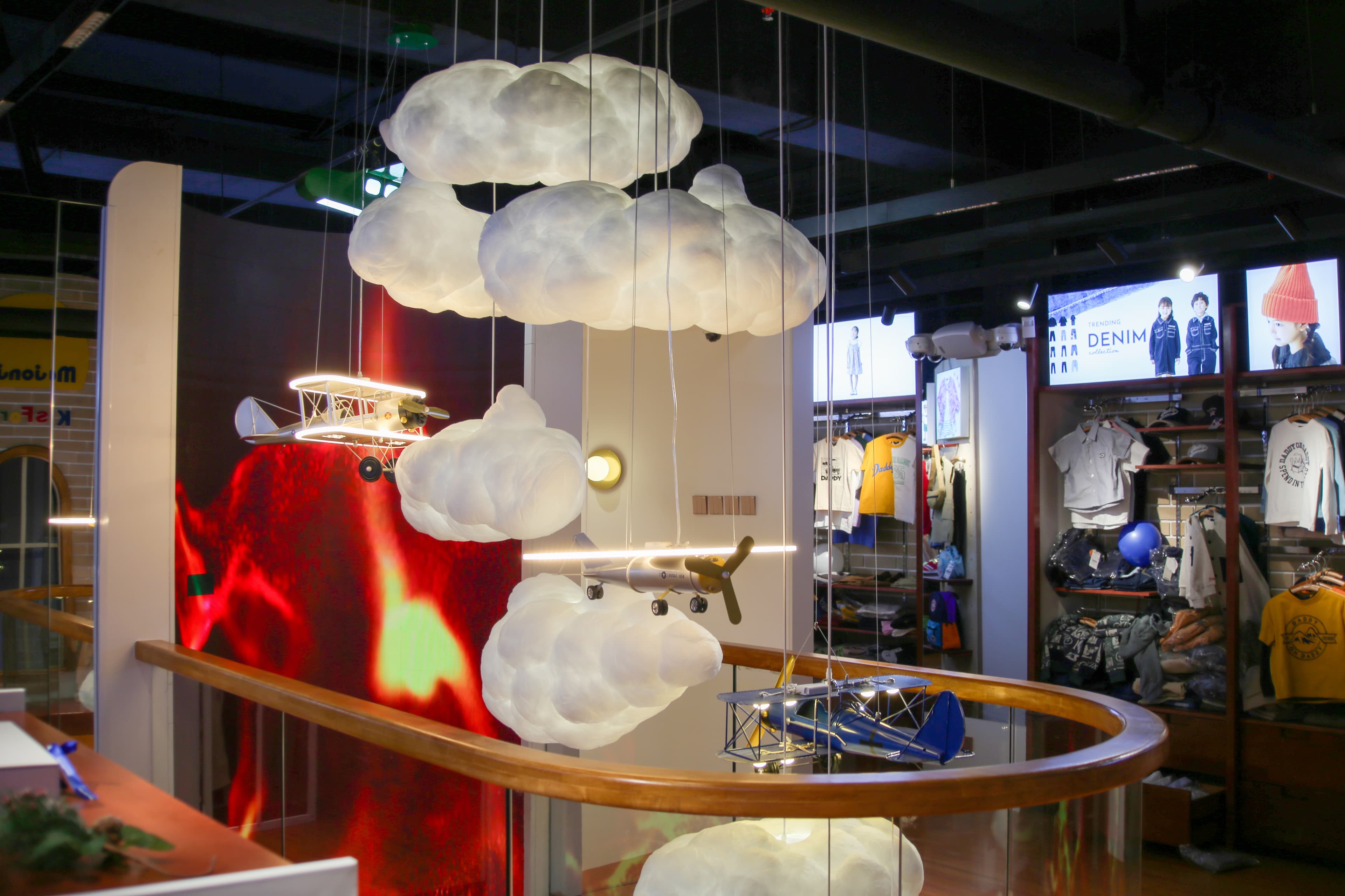 “Moujonjon” хүүхдийн хувцасны дэлгүүр - дотоод засал